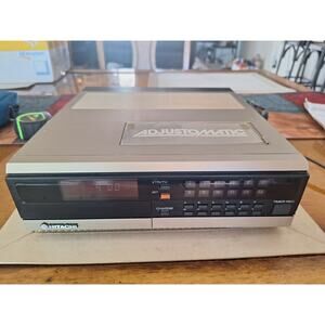 Hitachi VT-TU3A Video Tuner - Works! Excellent Condition.